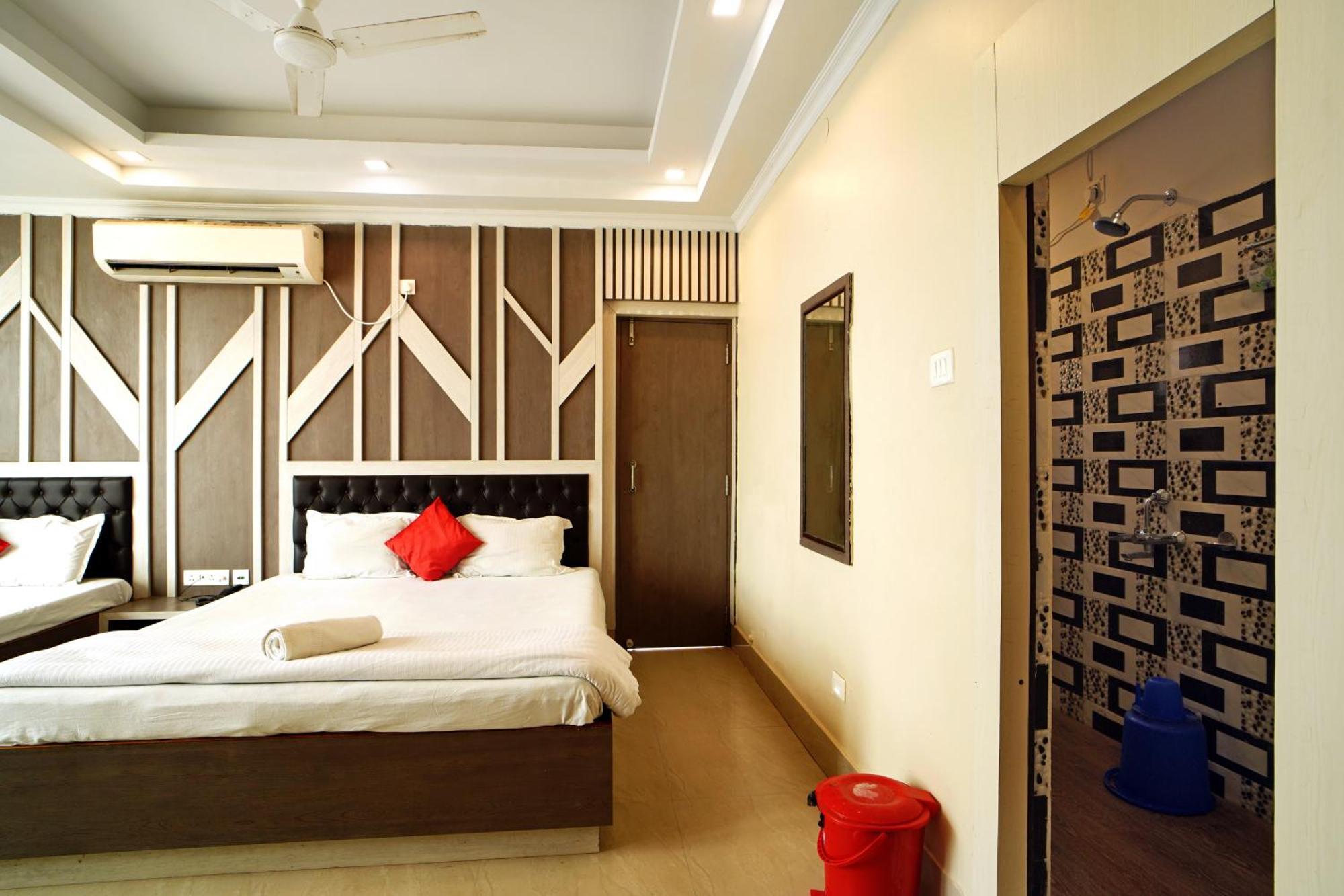 Royal Sea View !! Beach Front With Free Wifi !! Digha  Exteriér fotografie