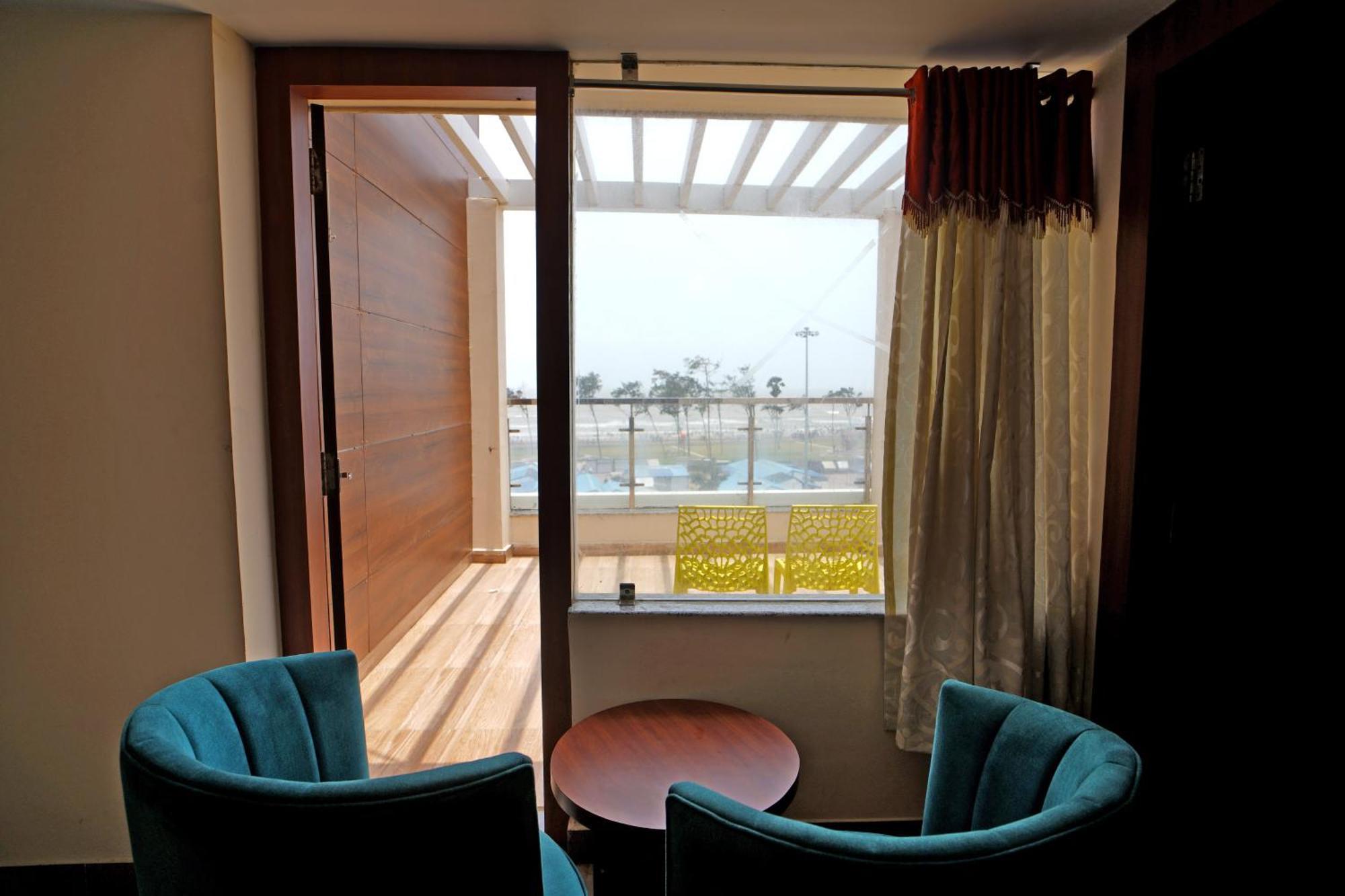 Royal Sea View !! Beach Front With Free Wifi !! Digha  Exteriér fotografie