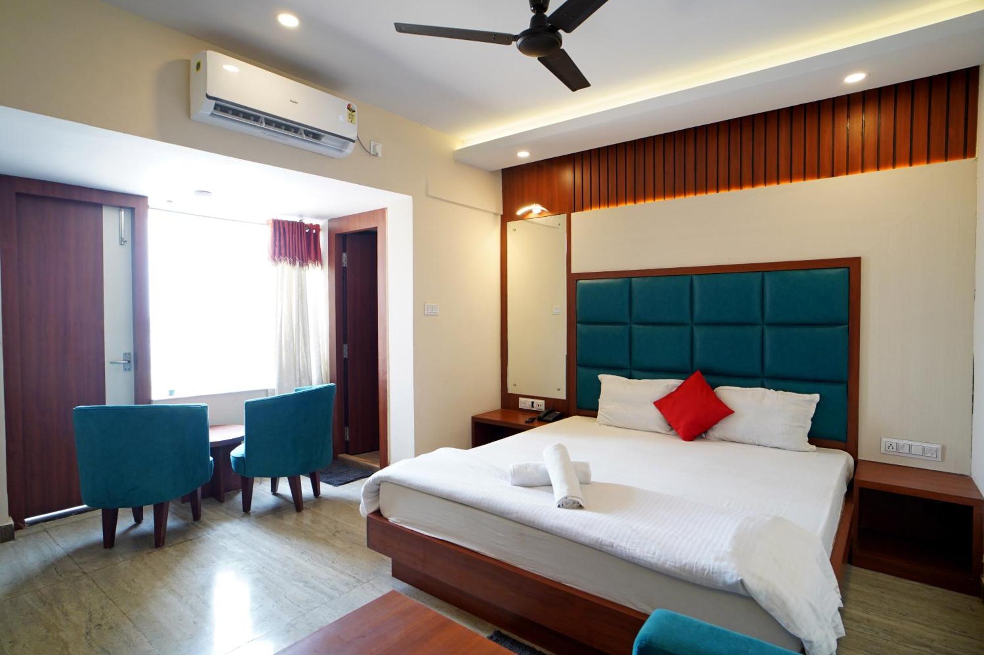 Royal Sea View !! Beach Front With Free Wifi !! Digha  Exteriér fotografie