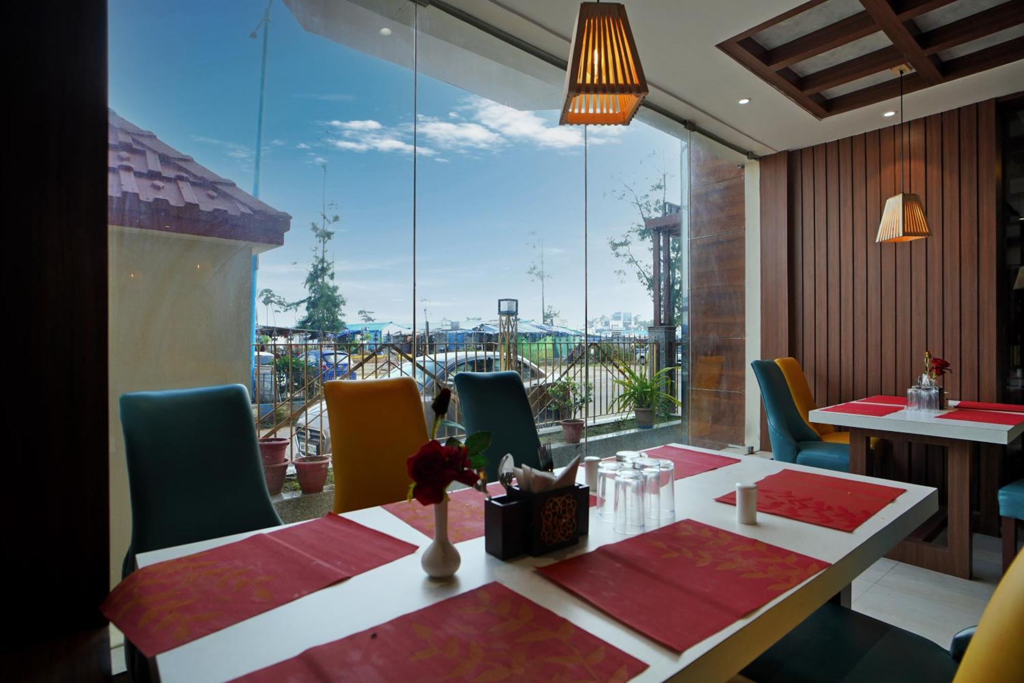 Royal Sea View !! Beach Front With Free Wifi !! Digha  Exteriér fotografie