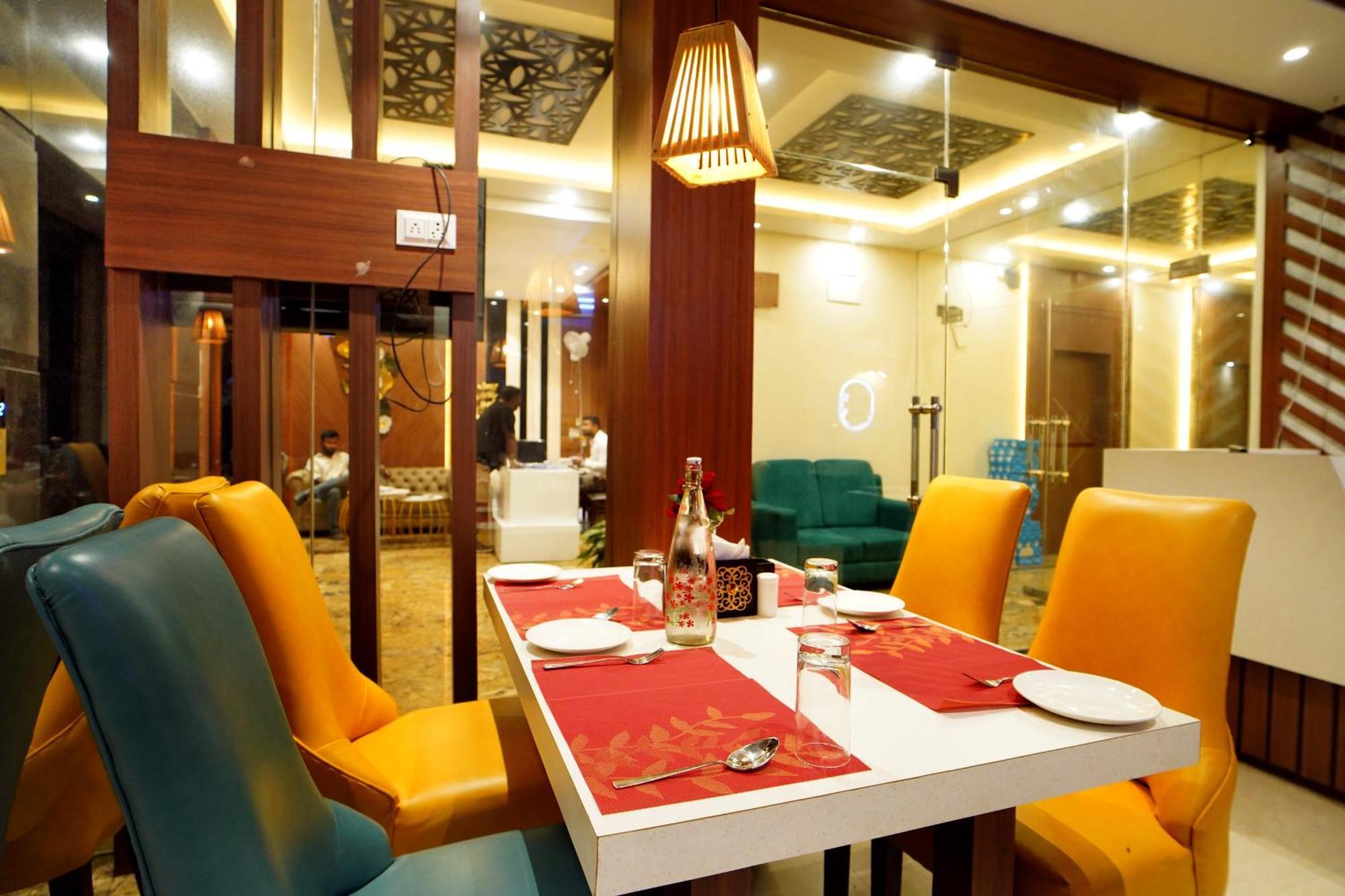 Royal Sea View !! Beach Front With Free Wifi !! Digha  Exteriér fotografie