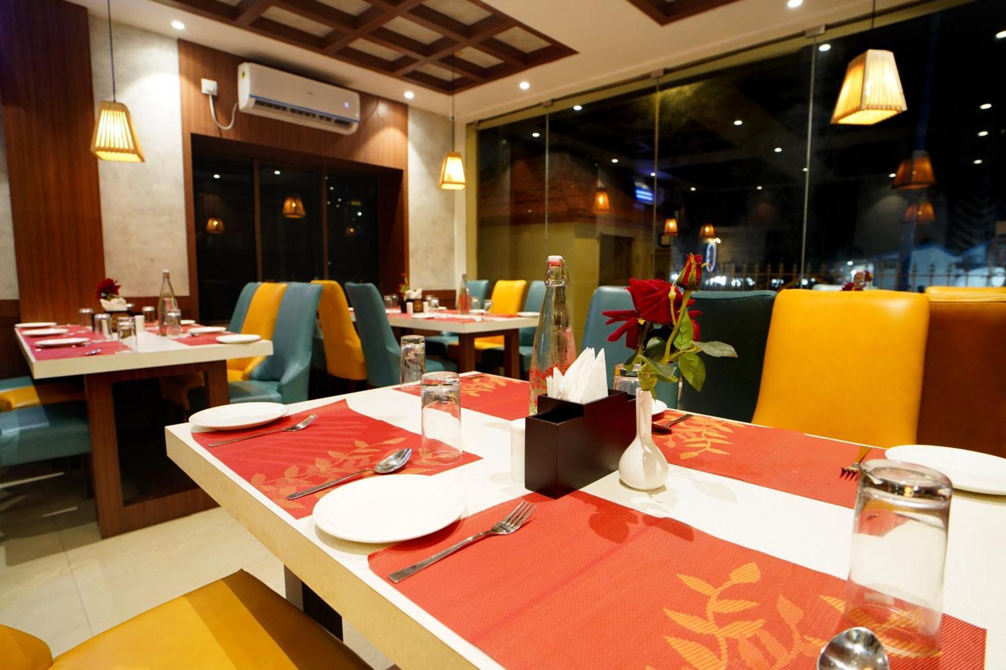 Royal Sea View !! Beach Front With Free Wifi !! Digha  Exteriér fotografie