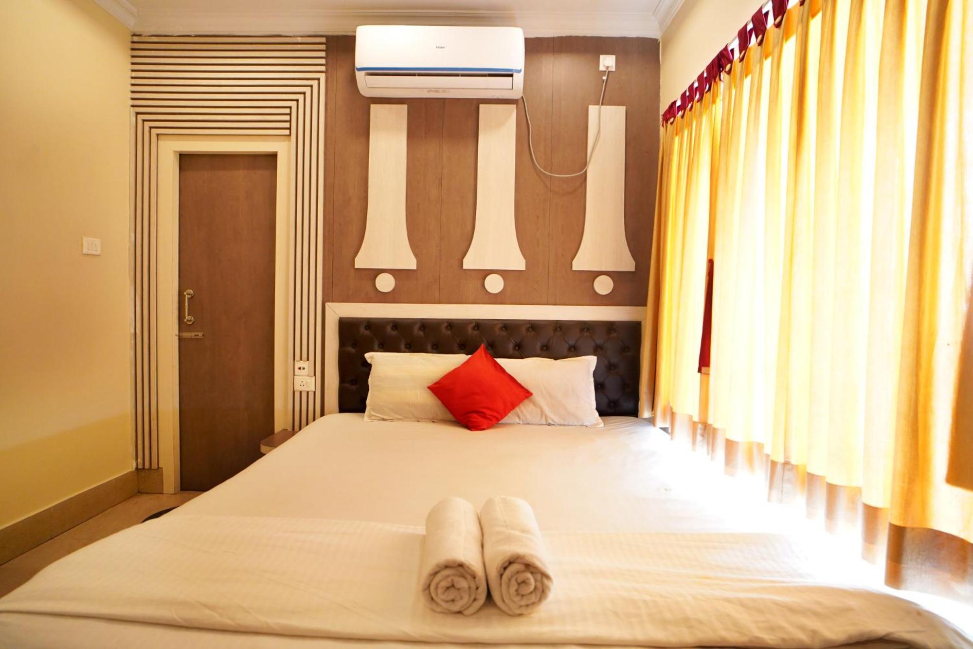 Royal Sea View !! Beach Front With Free Wifi !! Digha  Exteriér fotografie